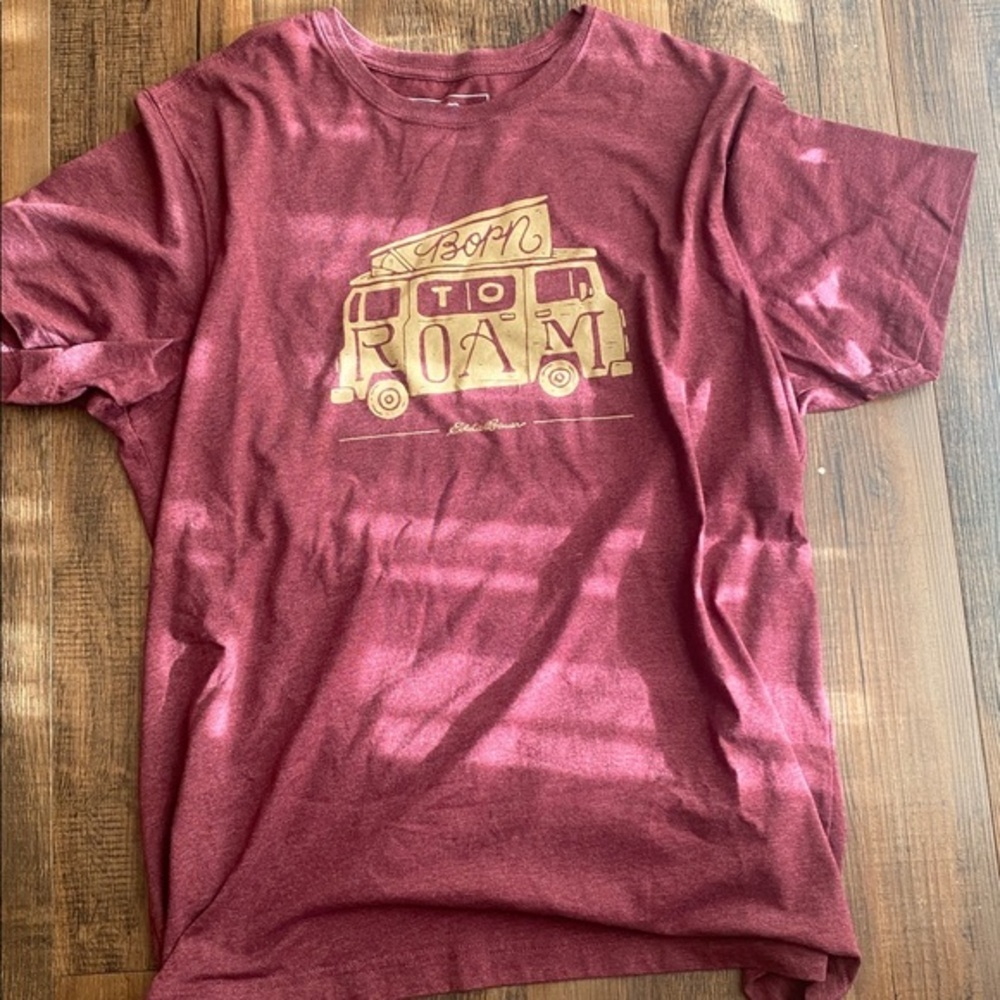Eddie Bauer mens Burgundy 'Born to Roam' Tee